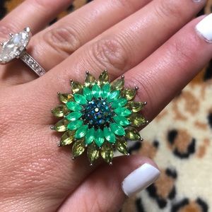 Green Swarovski Flower Burst Ring - ONE SIZE